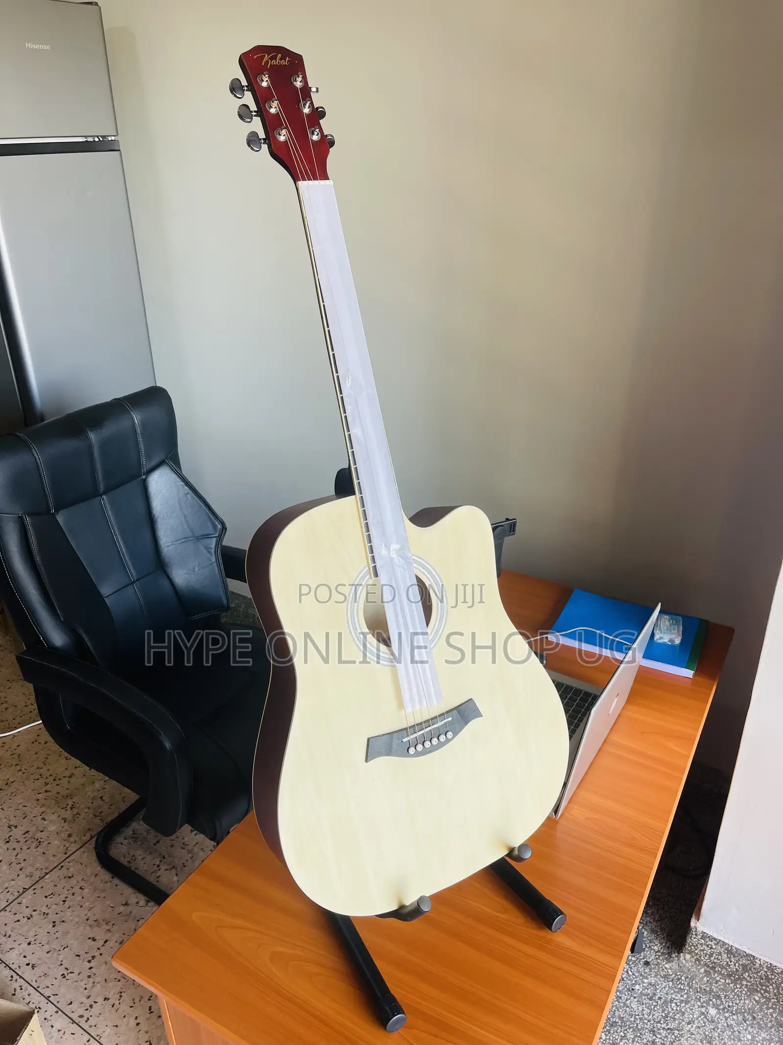 Star-Strings Brandnew Acoustic Guitar