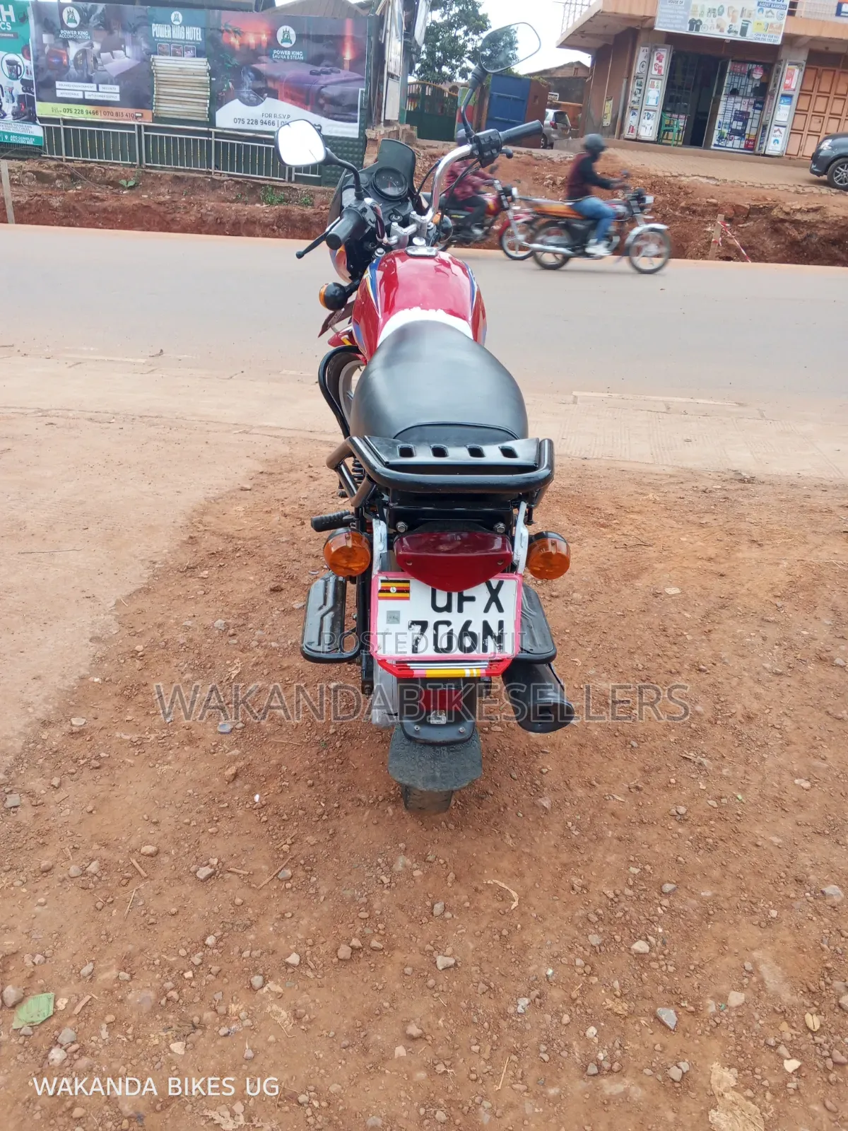 Bajaj Boxer 125 2023 Red
