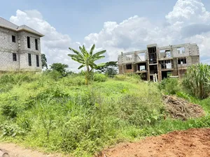 100by50ft Plot for Sale in Buwate