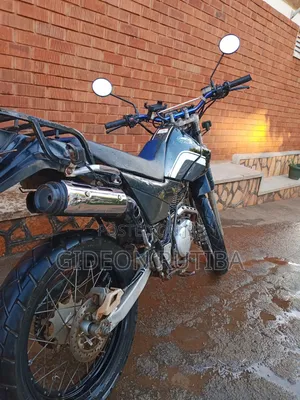 Yamaha 2003 Black