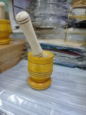 Wooden Mortar and Pestle Set