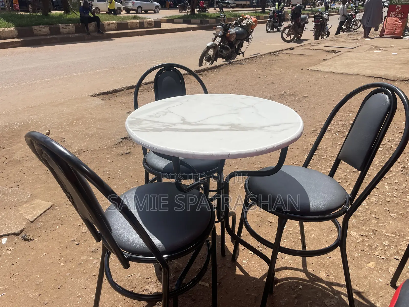 Dinning Set 3 Grey Sitter