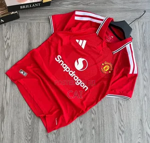 Adidas Manchester United Fc 2026/27 Home Shirt in Red.