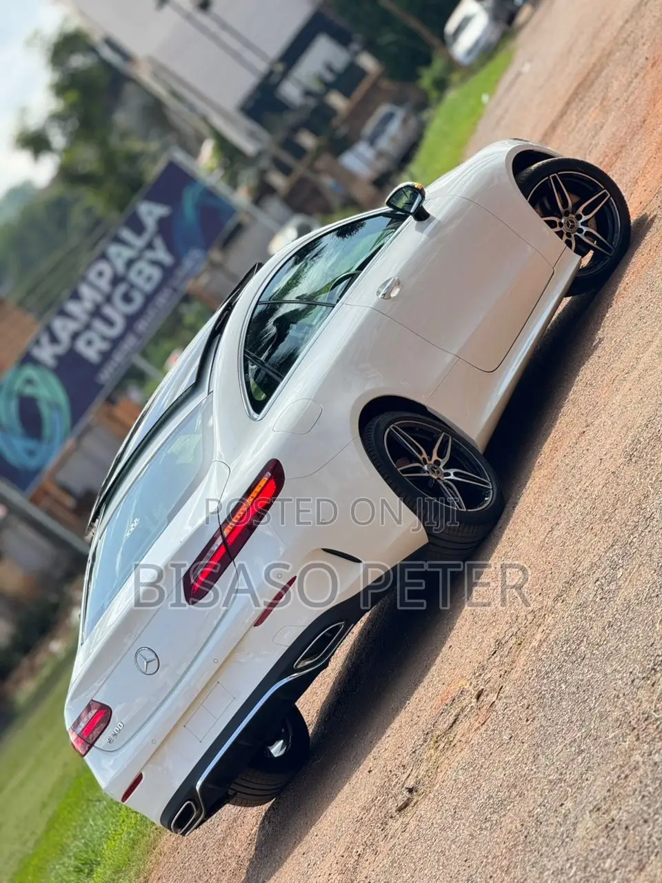 Mercedes-Benz E300 2019 White
