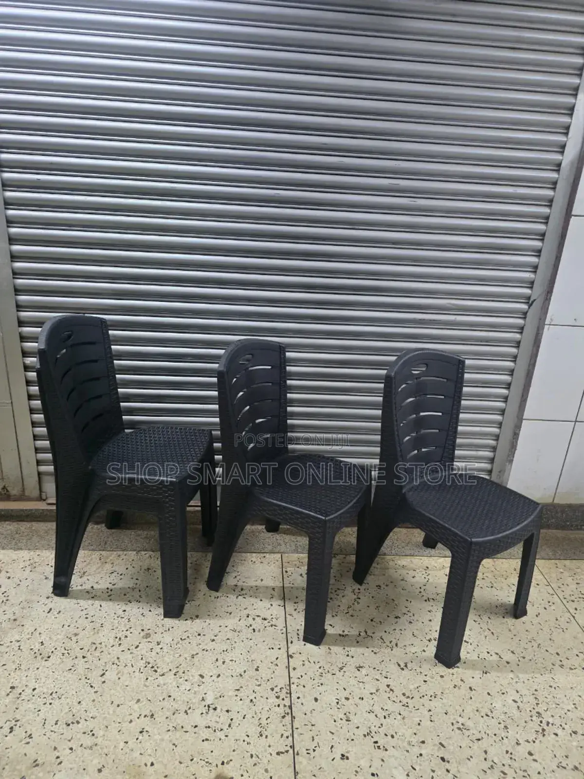 Gripped Plastic Chairs Plastic Chairs