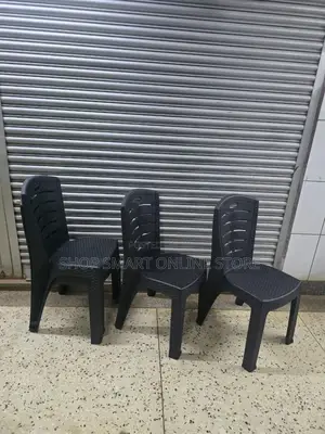 Gripped Plastic Chairs Plastic Chairs