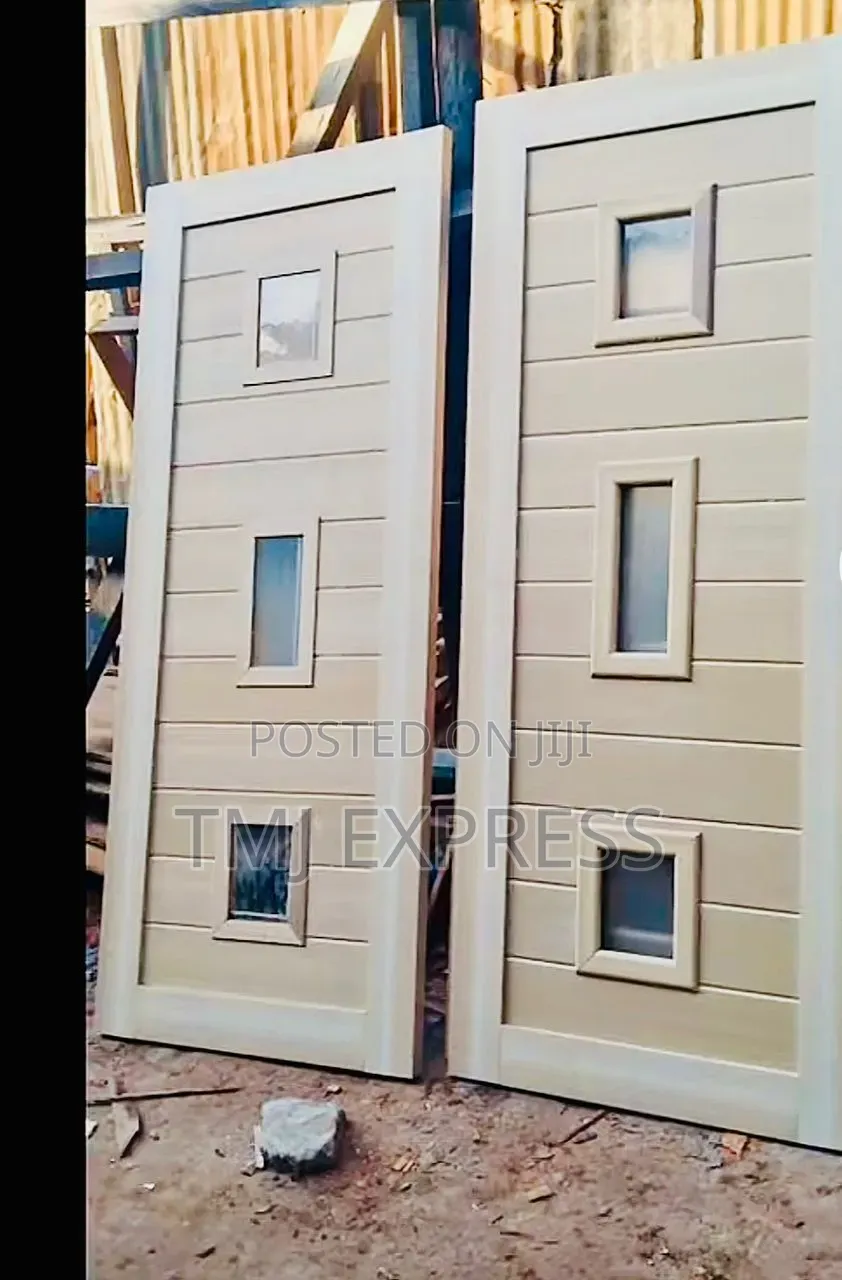 Plastic Doors With Fitting