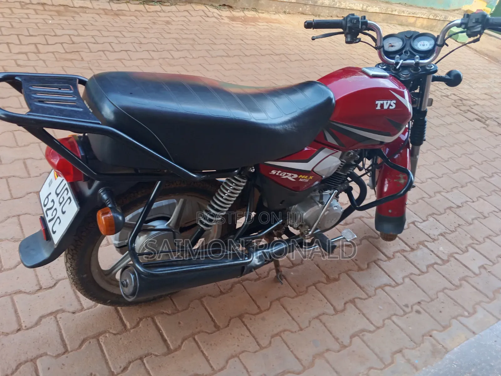 TVS HLX 125 2025 Red