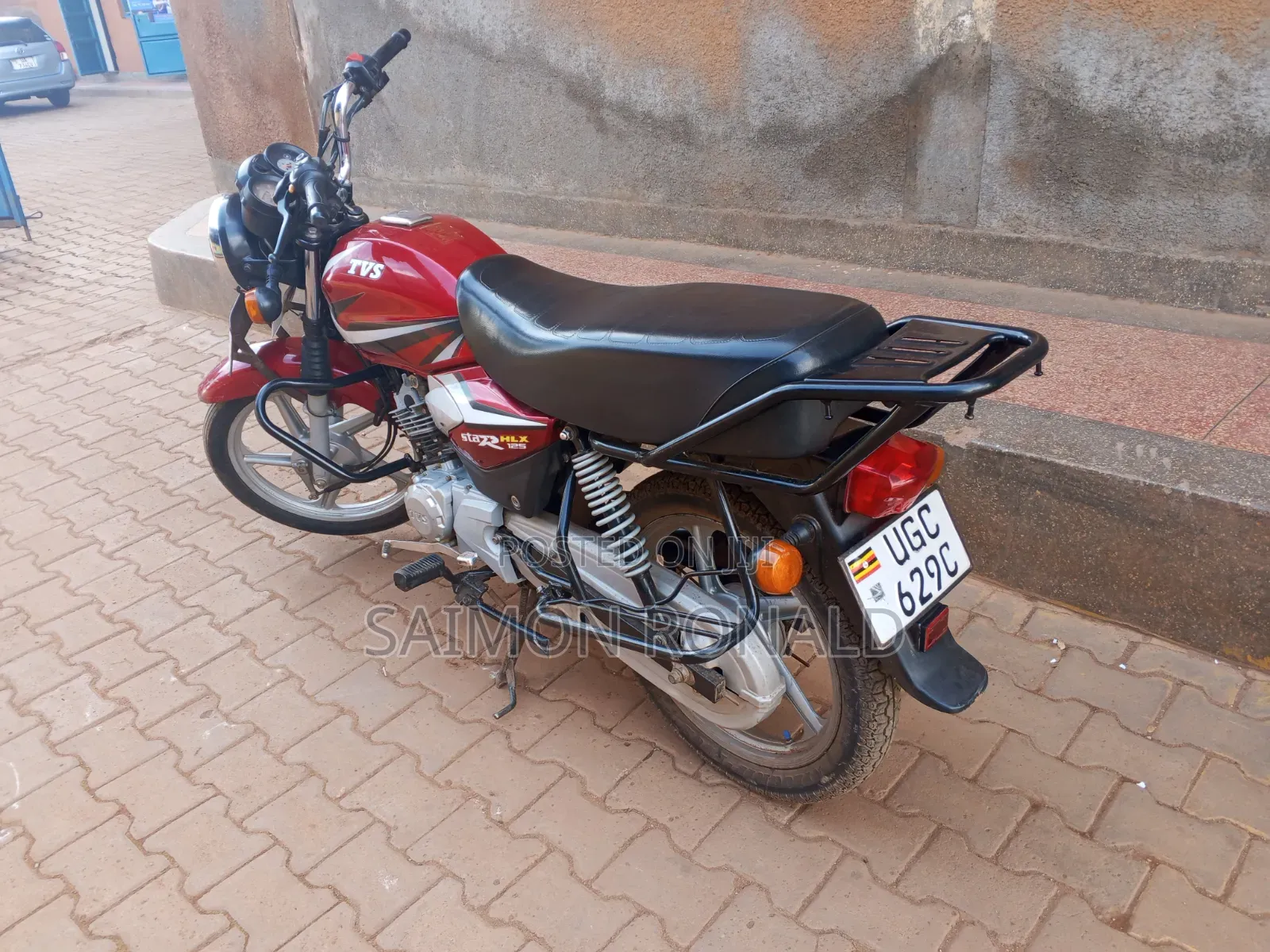 TVS HLX 125 2025 Red