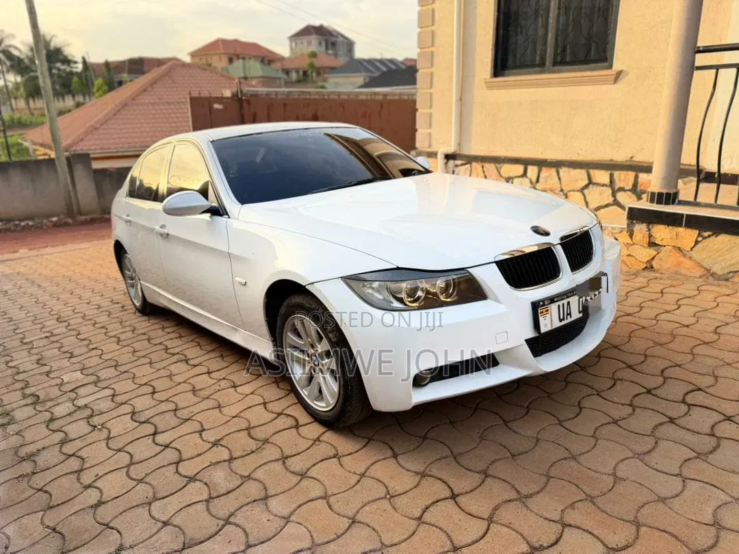 BMW 320i 2006 White