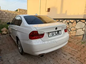 BMW 320i 2006 White