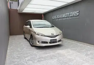 Toyota Wish 2013 Beige