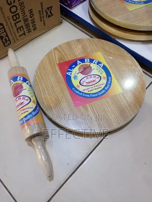 Wooden Chapati Rolling Board And Pin Set.