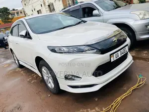 Toyota Harrier 2.0 2015 White
