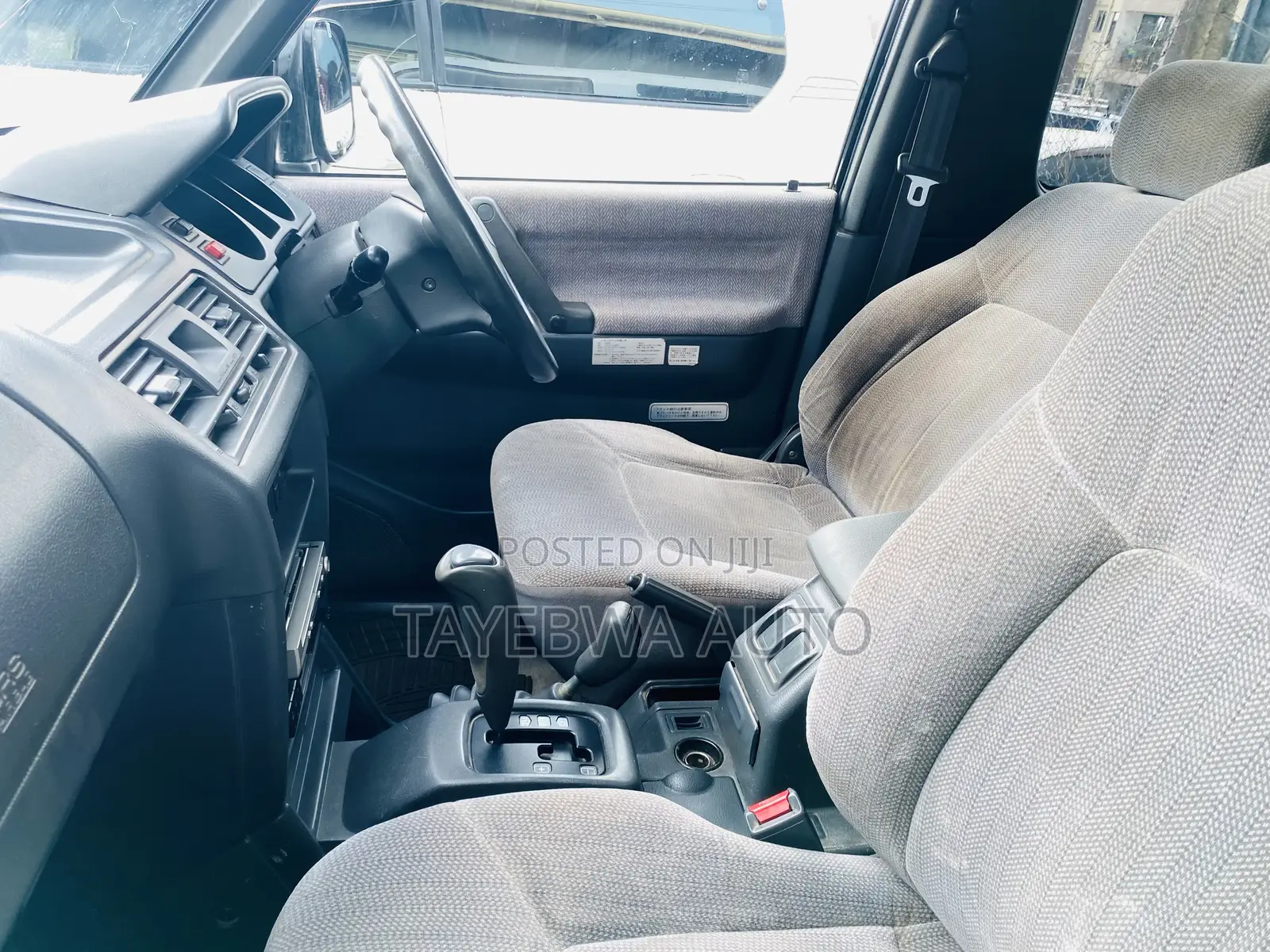 Mitsubishi Pajero Junior 1997 Silver