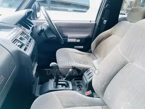 Mitsubishi Pajero Junior 1997 Silver