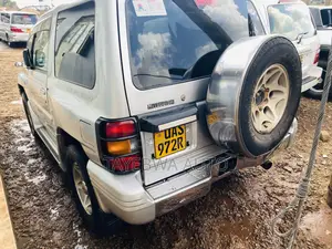 Mitsubishi Pajero Junior 1997 Silver
