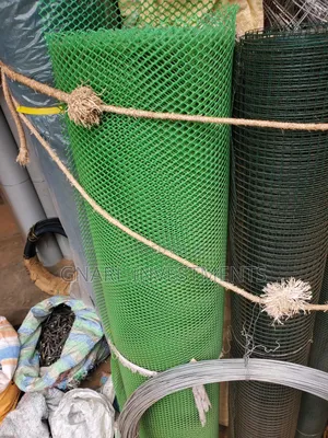 Plastic Chicken Floor Mesh 2x25m