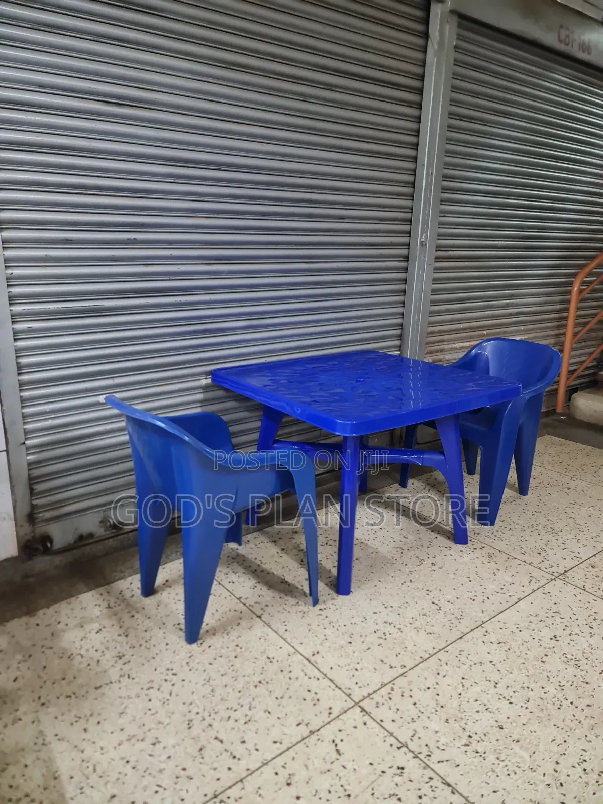 Elegance Sofa Plastic Chairs and Table Plastic Sofa Chairs and Table