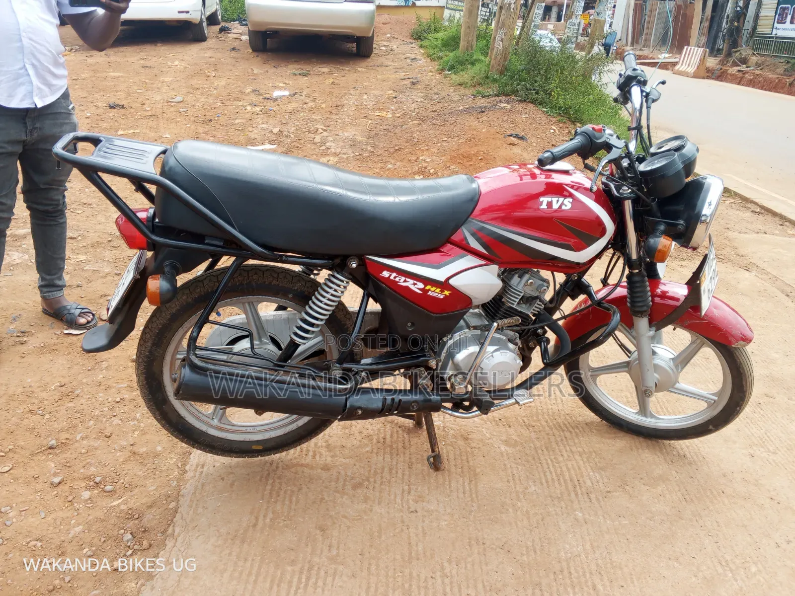 TVS HLX 125 2024 Red