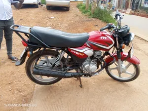 TVS HLX 125 2024 Red