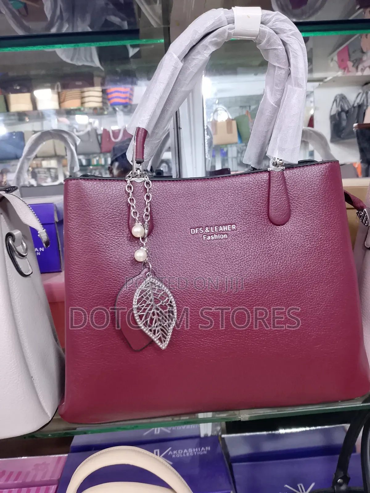 DFS Leaher Ladies Bag Soft Plain