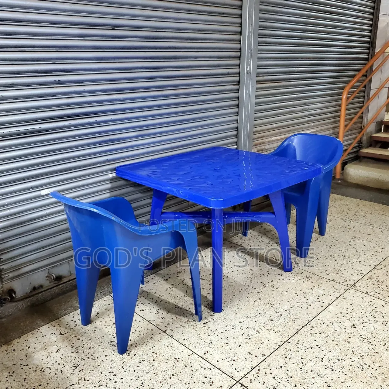 Bonic Dining Plastic Table and Chairs Plastic Table and Chairs