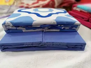 Bold Blend Bedsheet Set