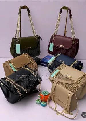 Elegant Tan Woven Handbag Matching Mini Bag Set