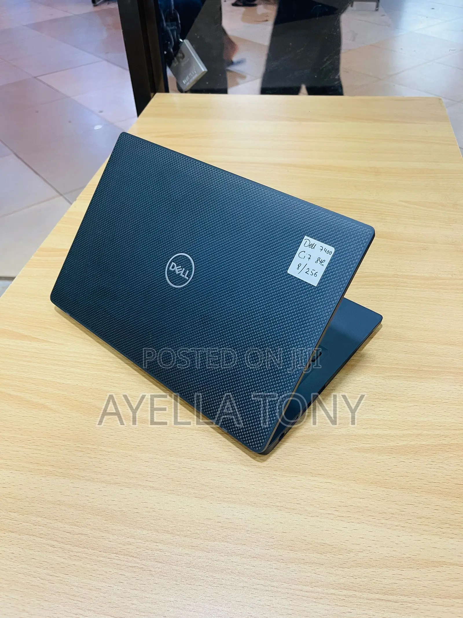 New Laptop Dell Latitude 7400 8GB Intel Core i5 SSD 256GB