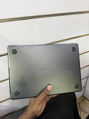 Laptop Apple MacBook Pro 2024 M4 Pro 24GB Apple M4 Pro SSD 512GB
