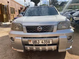 Nissan X-Trail 2010 White