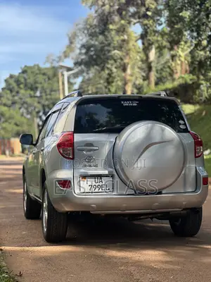 Toyota RAV4 200 4X4 Automatic 2008 Silver