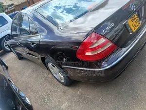 Mercedes-Benz E320 2007 Black
