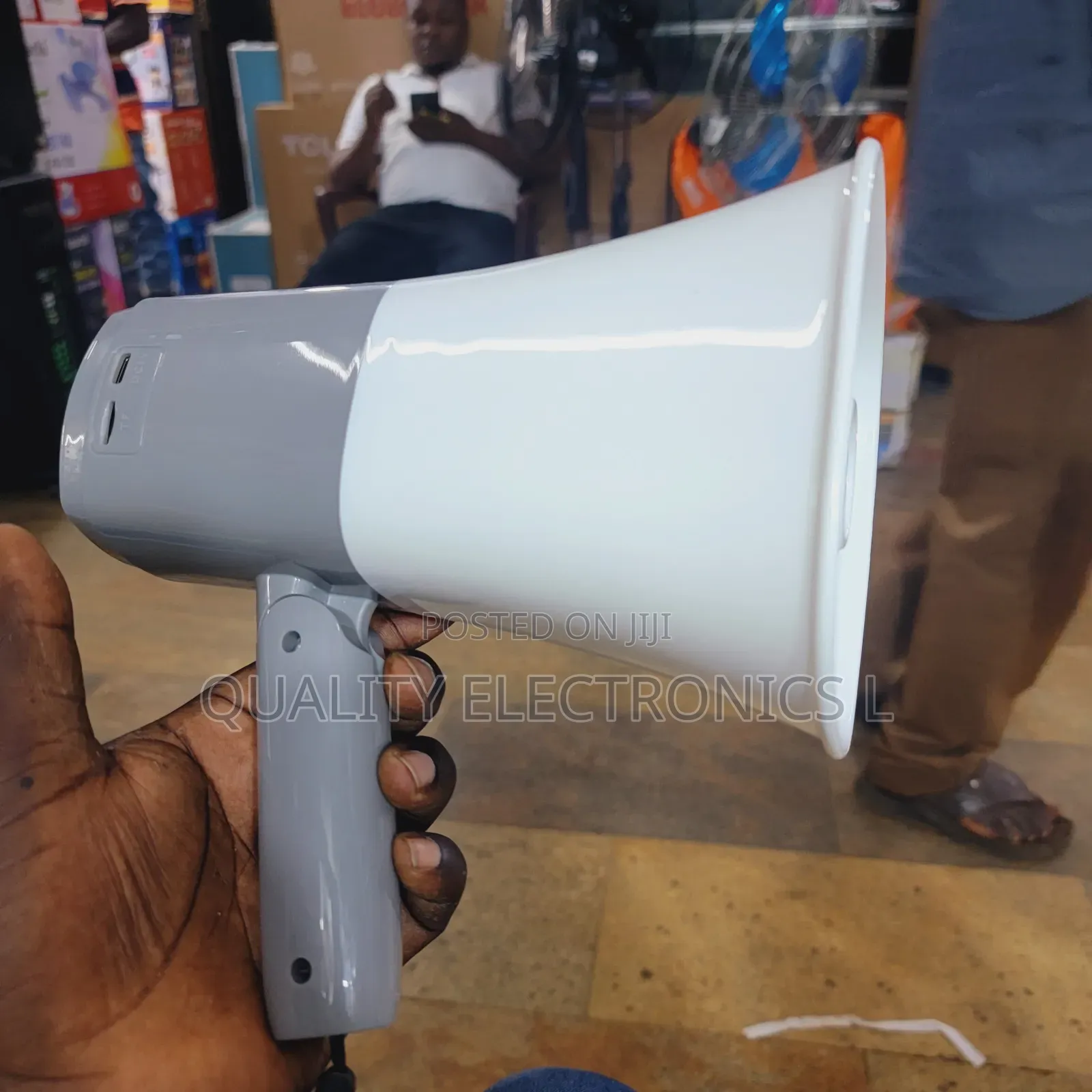 Handheld Rechargeable Megaphone