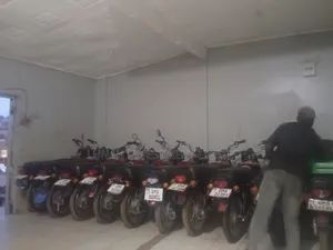 Bajaj Boxer 100 2026 Red