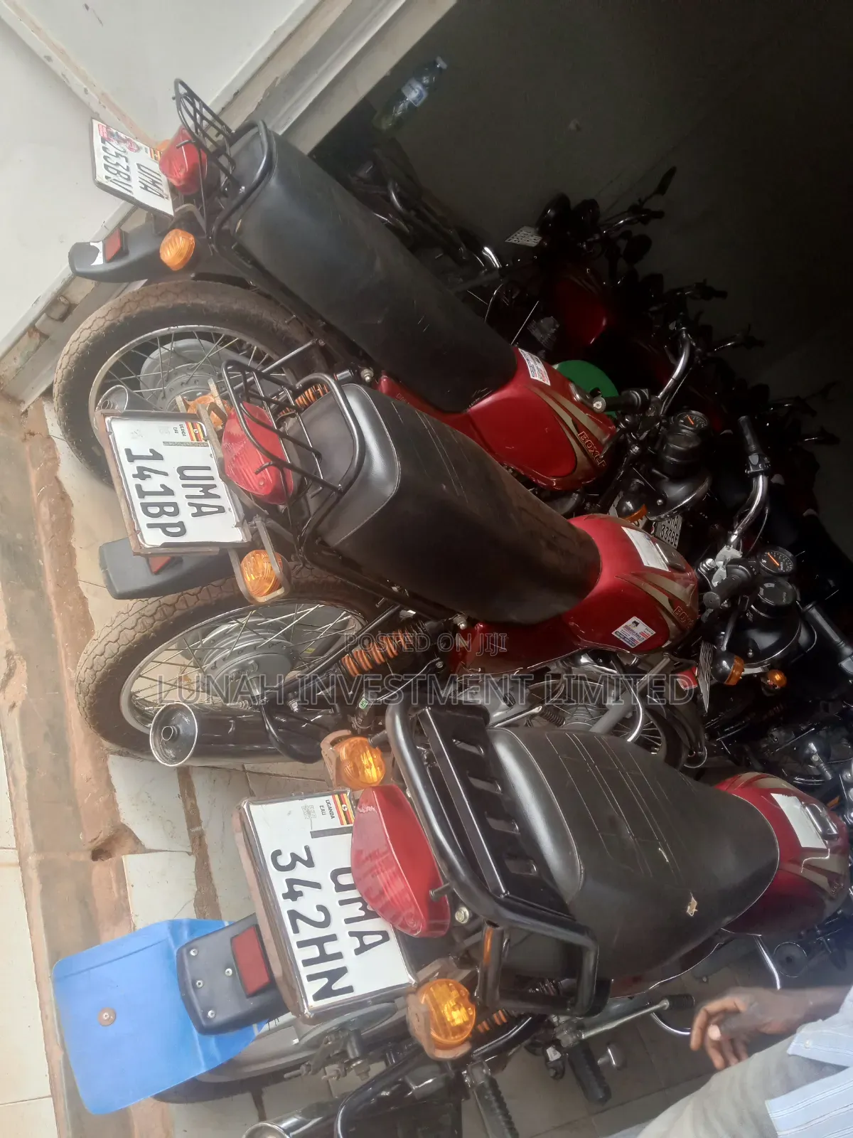 Bajaj Boxer 100 2026 Red