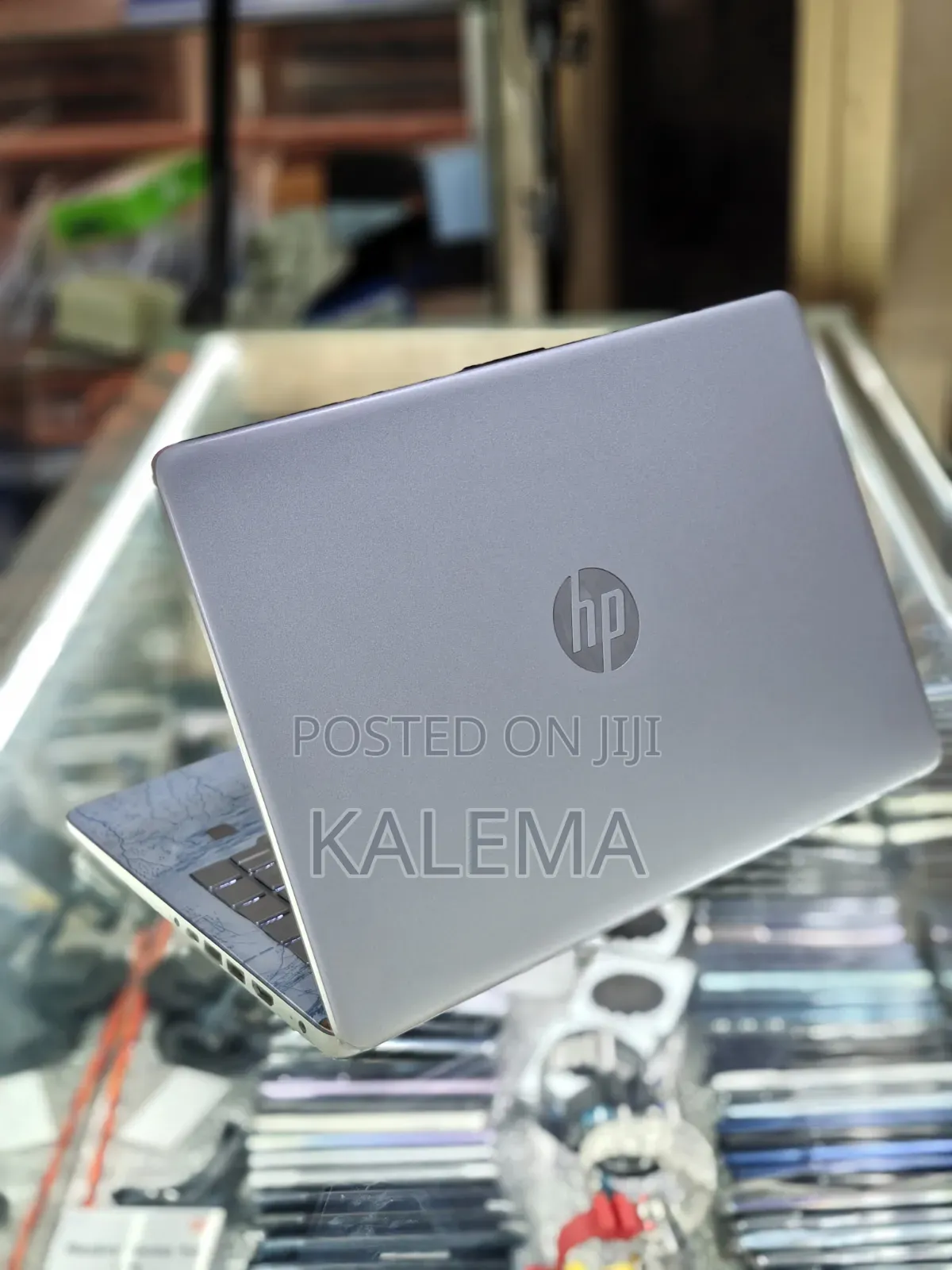 Laptop HP 14S 8GB AMD Ryzen 7 SSD 256GB