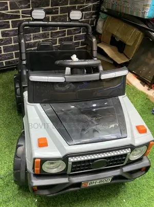 Rechargeable Kids Car With Remote