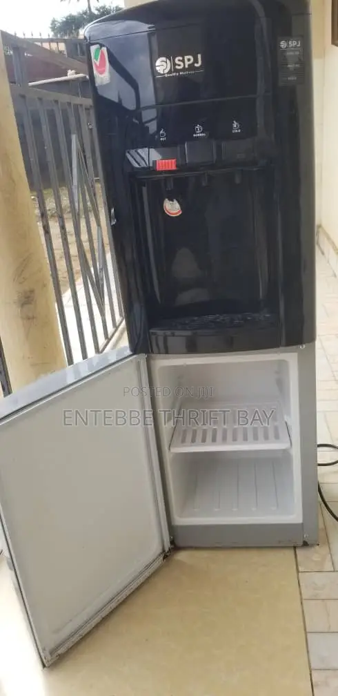 Water Dispenser