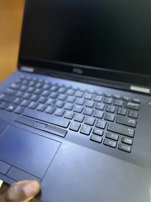 Laptop Dell Latitude E7470 4GB Intel Core i5 SSD 128GB
