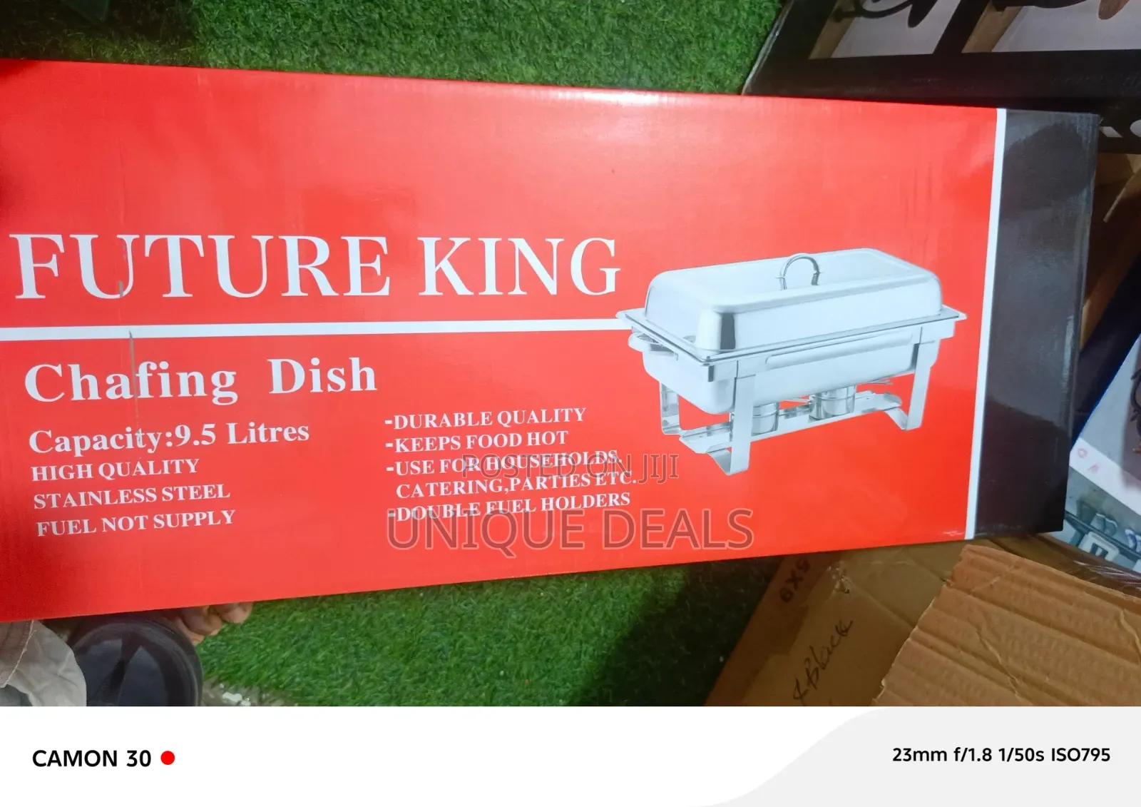 Future King Brand Chafing Dish Features a 9.5-Liter Capacity