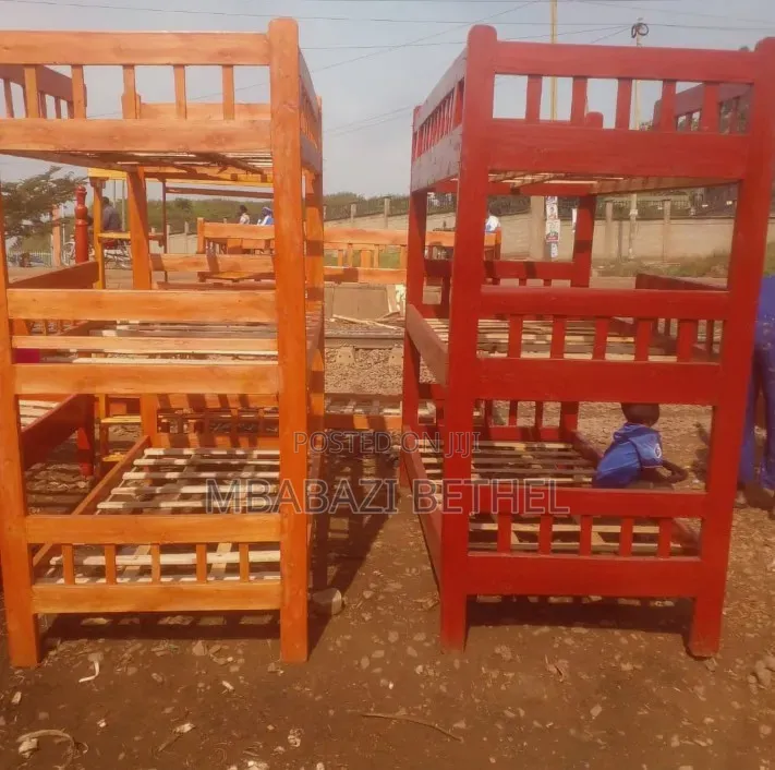 Triple Wooden 3by6 Decker Bed in Good Condition Available for Sale