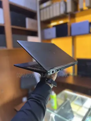 Laptop Dell Latitude E7470 8GB Intel Core i5 SSD 128GB