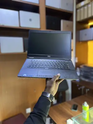Laptop Dell Latitude E7470 8GB Intel Core i5 SSD 128GB