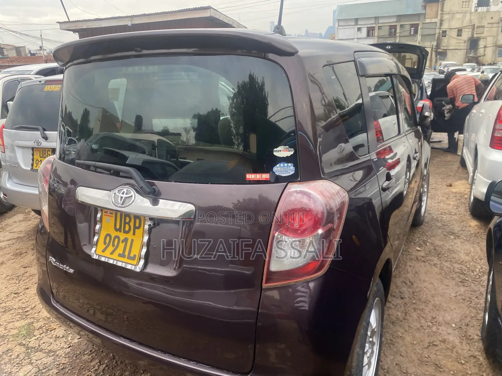 Toyota Ractis 2012 Purple