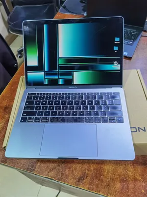 Laptop Apple MacBook Pro 2017 16GB Intel Core i7 SSD 256GB
