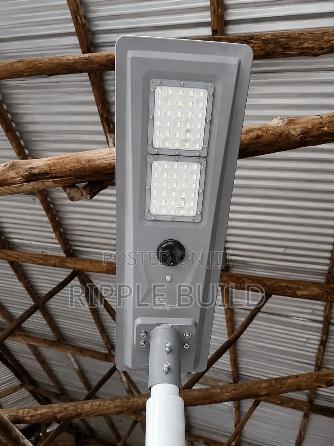 200w All-in-One Solar Street Light Pir Motion Sensor Kampala