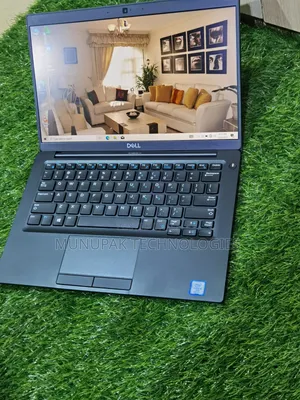 Laptop Dell Latitude 7390 8GB Intel Core i5 SSD 256GB