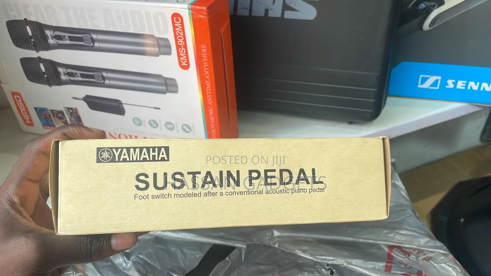 Sustain Pedal Keyboard Piano